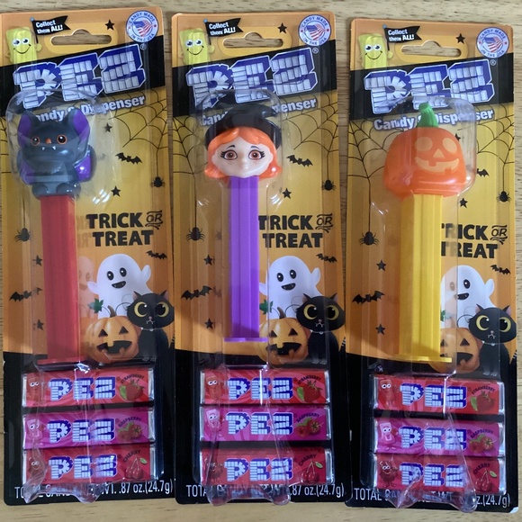 Halloween Trick or Treat PEZ Candy and dispenser (3 for $15) - Picture 1 of 7